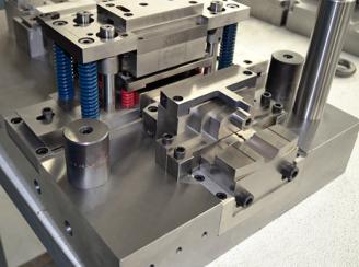 Precision steel mould tooling assembly